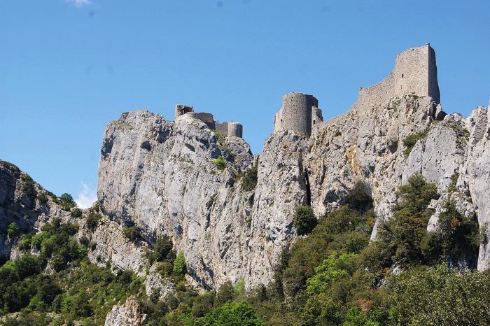 LE TRAIN DU PAYS CATHARE (GRP)
