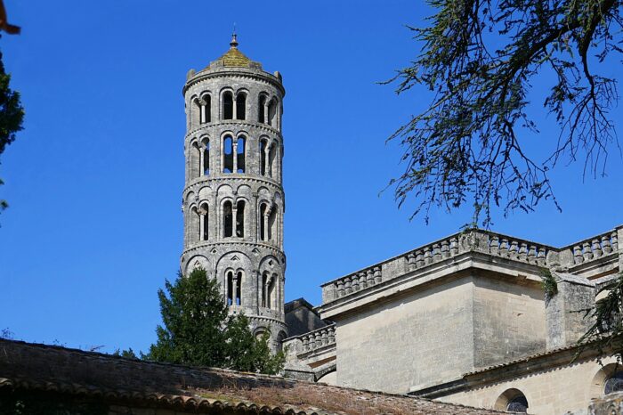 UZES & LE PONT DU GARD (GRP)